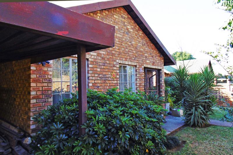 Property For Sale in Bakoven, Cape Town
