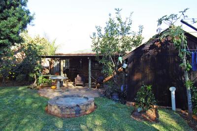 Apartment / Flat For Sale in Ysterplaat, Cape Town
